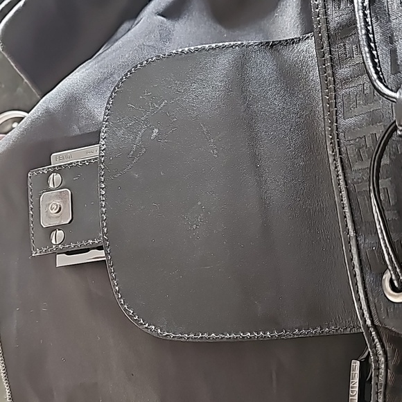 Fendi Borsa Grande, EUC - Picture 9 of 14